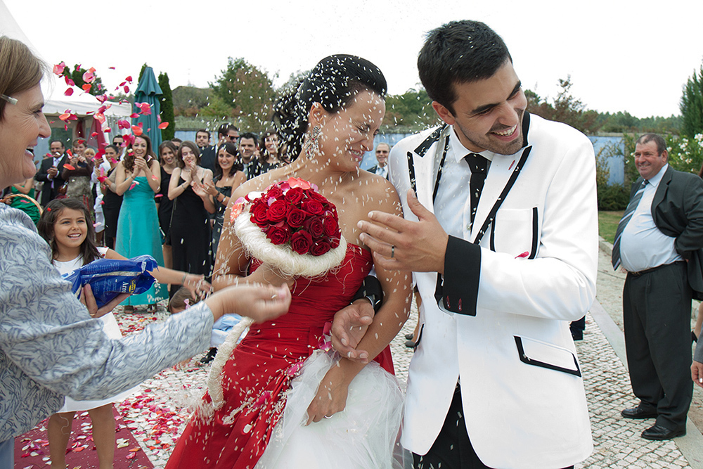 os noivos na cerimónia