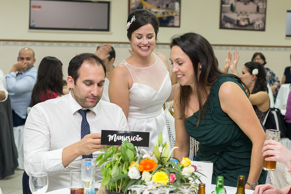 na distribuição de lembranças