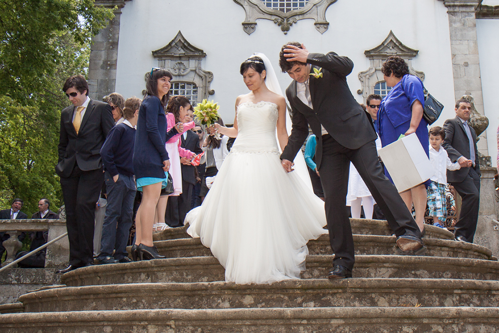 A saída dos noivos da Igreja do Terceiros - Viseu