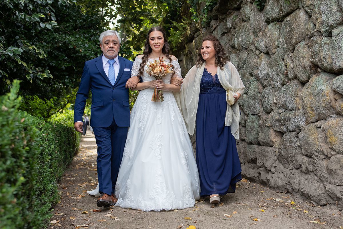 A Noiva e os pais na Quinta da Cerca