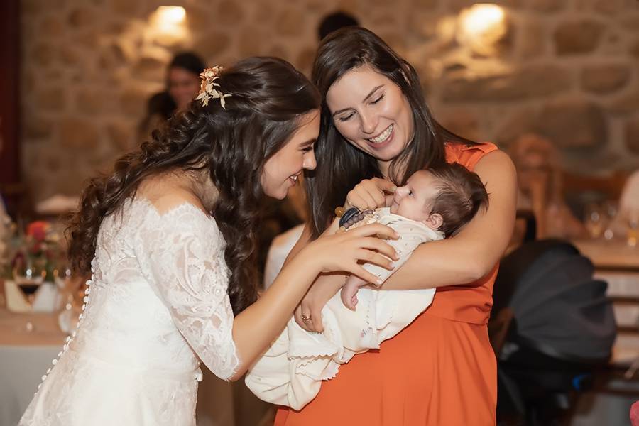 A noiva e o bebé