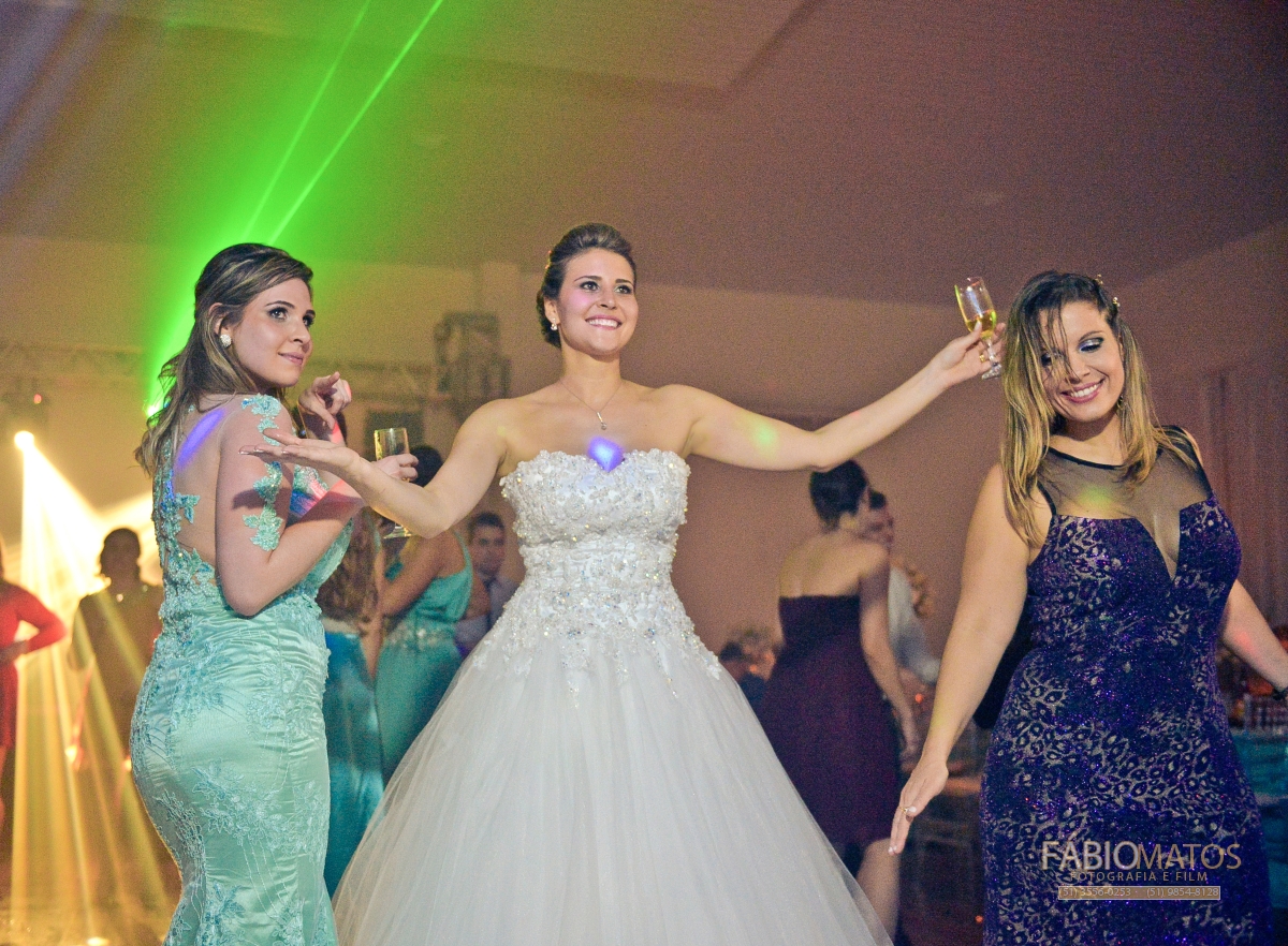 scheila-e-rafael_-casamento_bento-goncalves_serra-gaucha__fotografia_fotografo-fabio-matos_fotos-diferentes-de-casamento_casamento-rs_fotografia-de-casamento-espontanea_fotos(1)