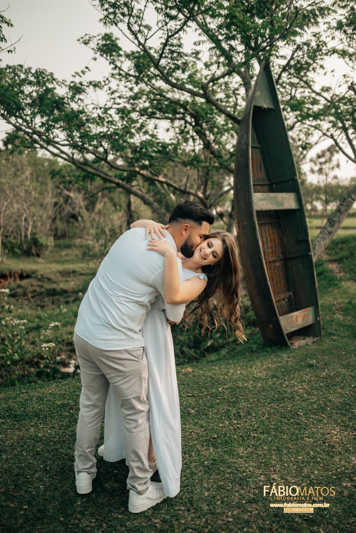 ensaio-fotografico-pre-wedding-romantico-no-campo-com-duda-e-joao-por-do-sol-luz-natural-fábio-matos-fotografo-estancia-velha-novo-hamburgo-rs-brasil-ensaio-fotografico.jpg  
pre-wedding.jpg  
ensaio-pre-casamento.jpg  
casal-no-campo.jpg  
luz-natural