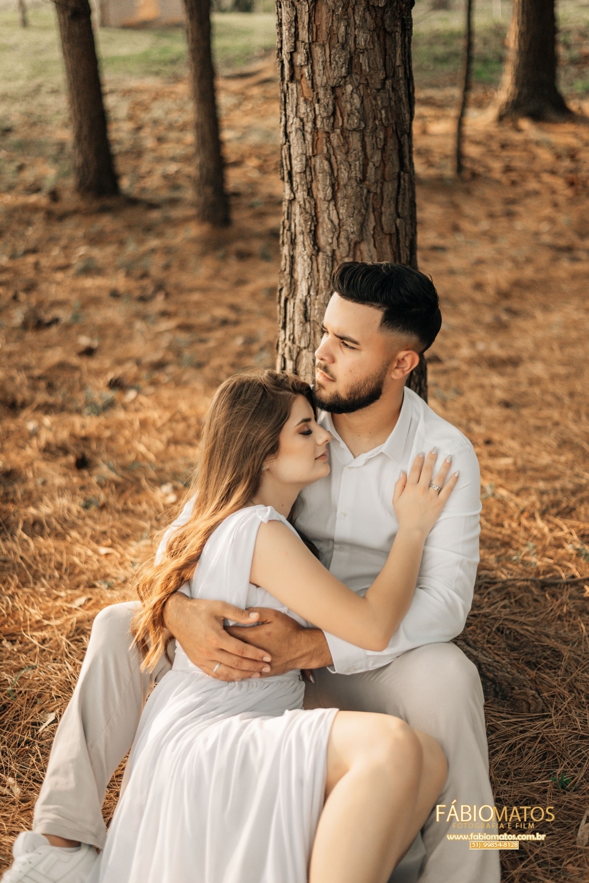 ensaio-fotografico-pre-wedding-romantico-no-campo-com-duda-e-joao-por-do-sol-luz-natural-fábio-matos-fotografo-estancia-velha-novo-hamburgo-rs-brasil-ensaio-fotografico.jpg  
pre-wedding.jpg  
ensaio-pre-casamento.jpg  
casal-no-campo.jpg  
luz-natural