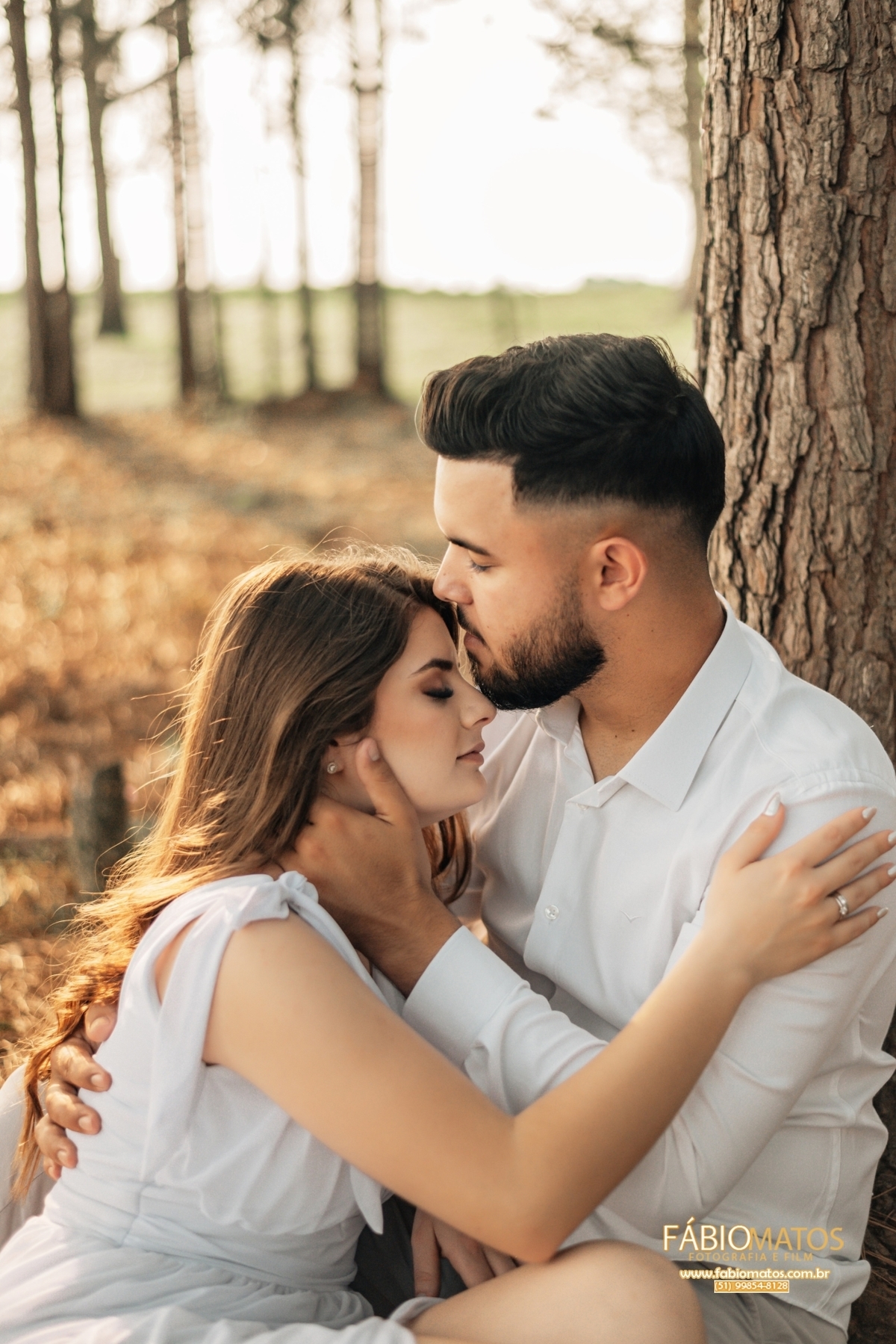 ensaio-fotografico-pre-wedding-romantico-no-campo-com-duda-e-joao-por-do-sol-luz-natural-fábio-matos-fotografo-estancia-velha-novo-hamburgo-rs-brasil-ensaio-fotografico.jpg  
pre-wedding.jpg  
ensaio-pre-casamento.jpg  
casal-no-campo.jpg  
luz-natural