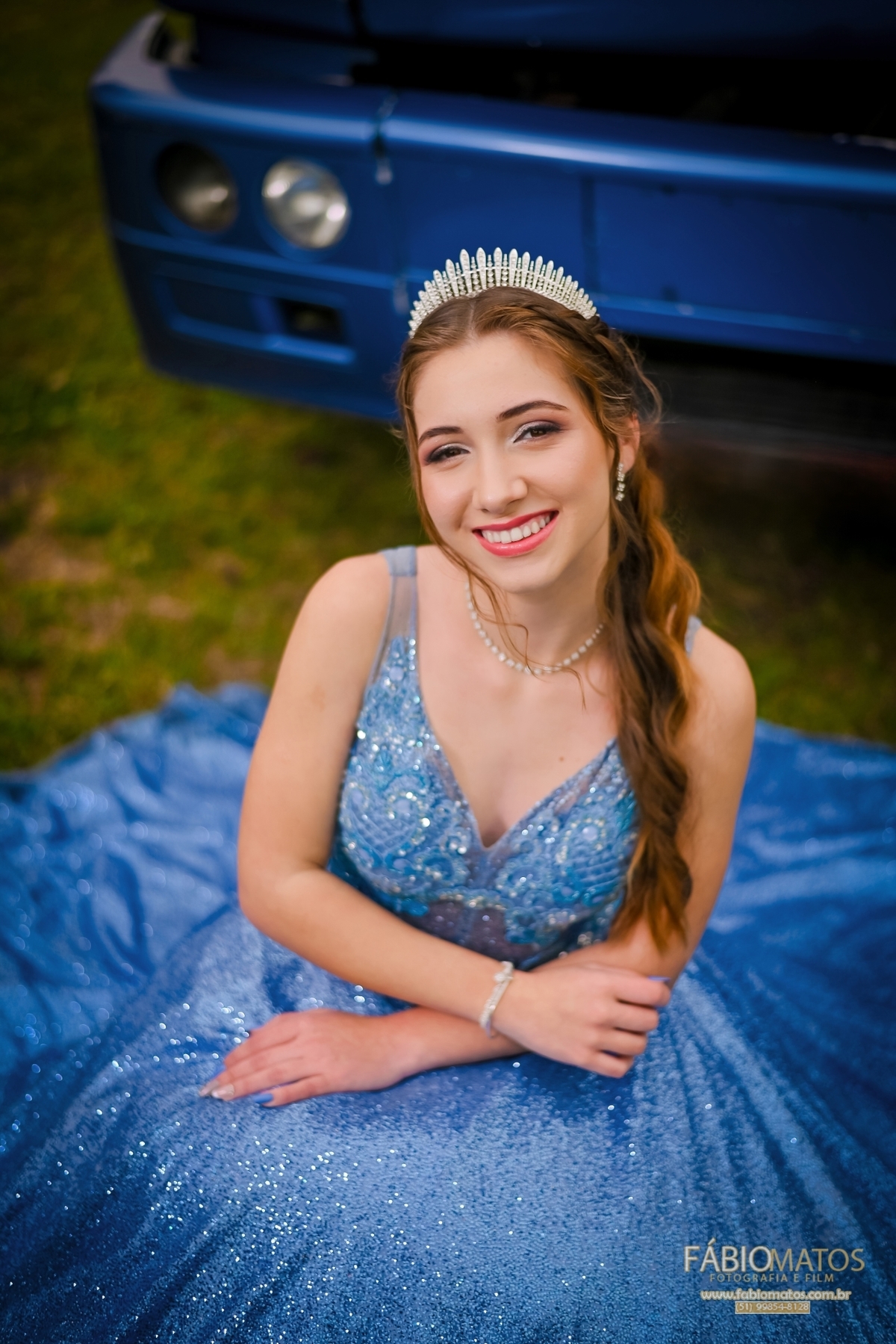 kamili-celebra-seus-15-anos-em-campo-bom-com-festa-de-princesa-e-ensaio-fotografico-emocionante-repleto-de-luz-natural-sorrisos-sonhos-realizados-amor-verdadeiro-emocao-e-memorias-unicas