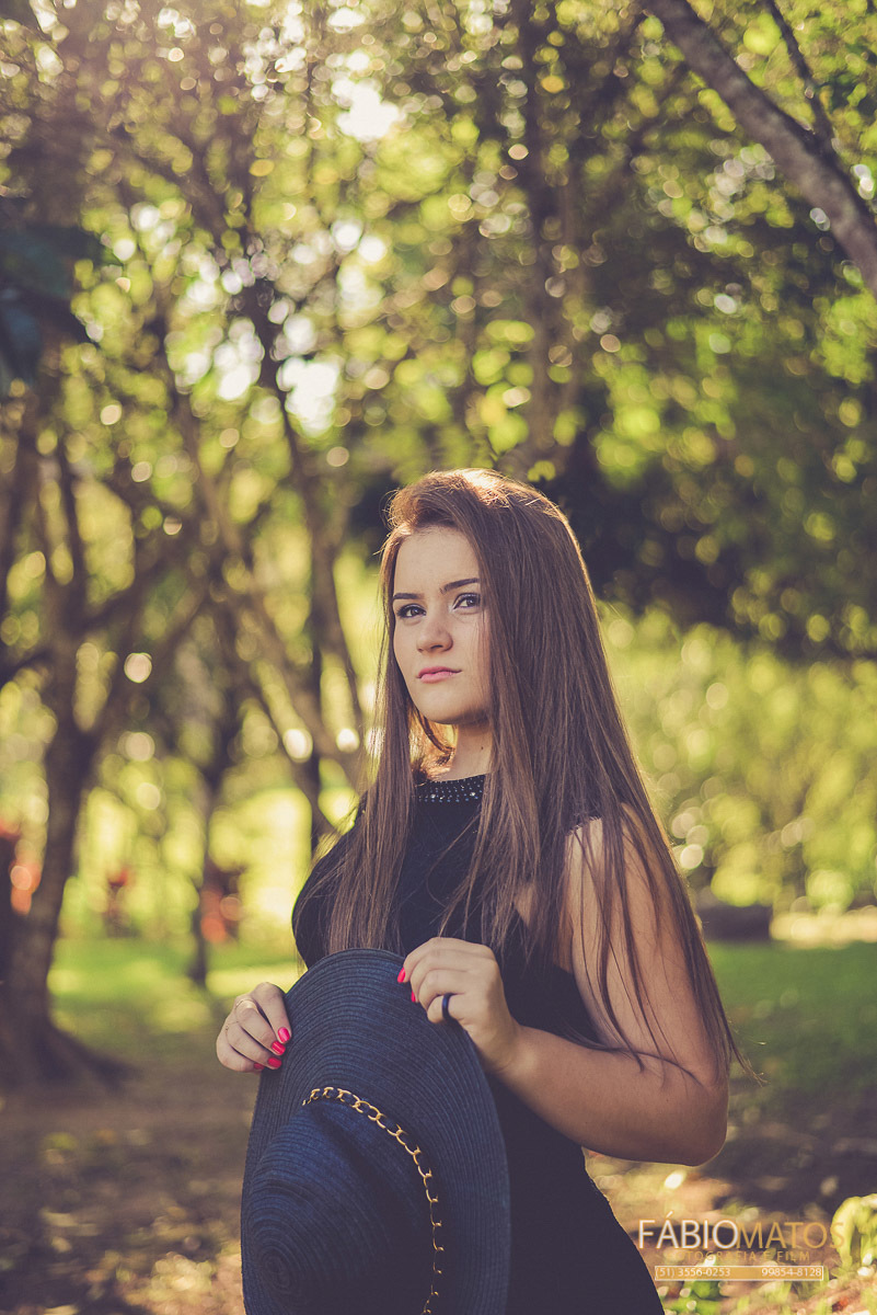 camili-fabio-matos-15th-sessao-pre-15-anos-fabio-matos-rs-r.s-fotos-diferentes-session-girl-sun-flower-flores-familia-cabelo-urso-sol 