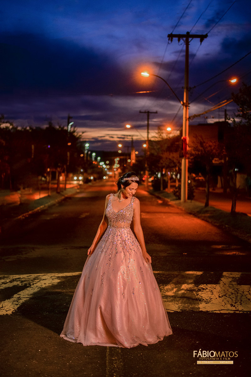 15-anos-isa-isadora-estância-velha-espaço-festas-eventos-campo-grande-fotografia-fotos-15th-years-fotógrafo-rs-r.s-fábio-matos-vale-dos-sinos-debutante-vestido-quinze-anos-diferente-moderna-decoração