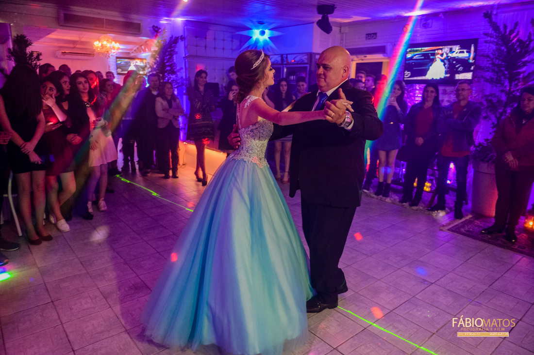 15-anos-festa-debutante-vestido-dress-sonho-dream-fábio-matos-fotográfo-fotografias-fotos-evento-rs-girl-menina-eventos-estância-velha-vale-dos-sinos-serra-gaúcha-make-maquiagem-fotos-diferentes-alegria-love-decor-photography-photo