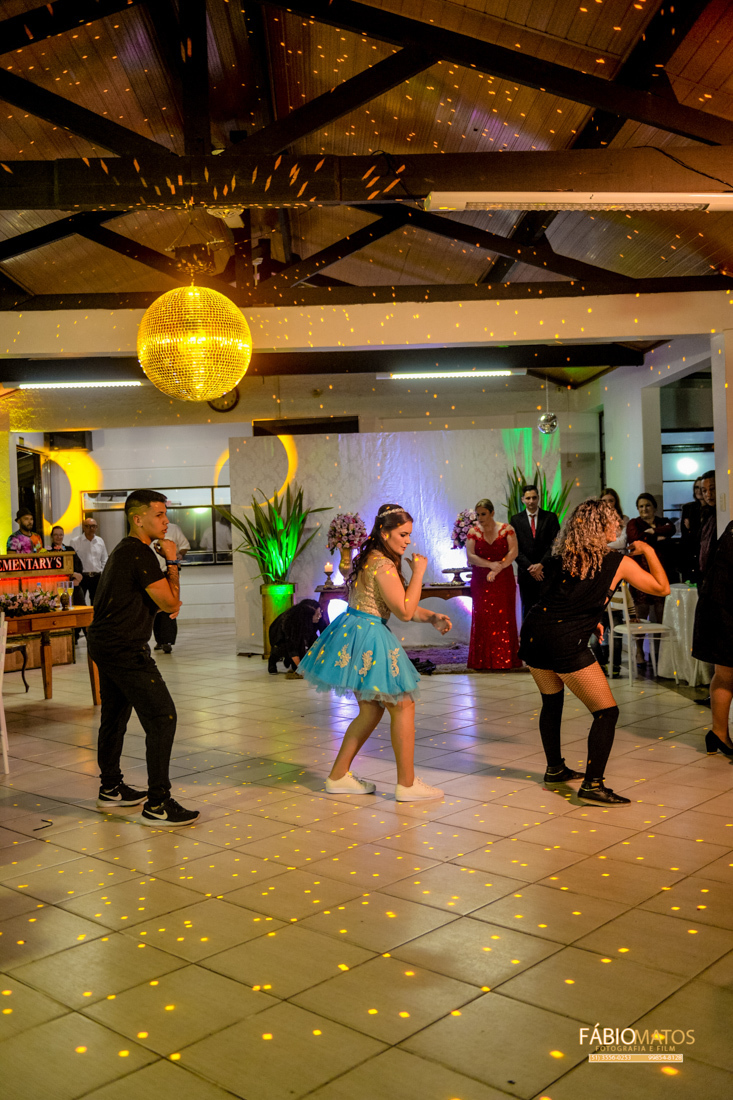 -15th-15anos-festa-makingof-15-years-ivoti-vestido-debutante-festade15anos-rs
-fábiomatos-fotografia-fotógrafo-estânciavelha-salãodebeleza 