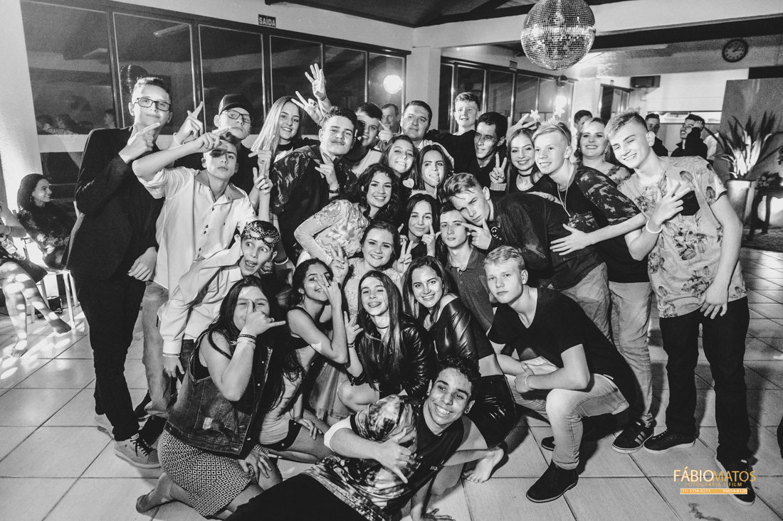 -15th-15anos-festa-makingof-15-years-ivoti-vestido-debutante-festade15anos-rs
-fábiomatos-fotografia-fotógrafo-estânciavelha-salãodebeleza 