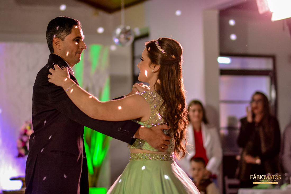 -15th-15anos-festa-makingof-15-years-ivoti-vestido-debutante-festade15anos-rs
-fábiomatos-fotografia-fotógrafo-estânciavelha-salãodebeleza 