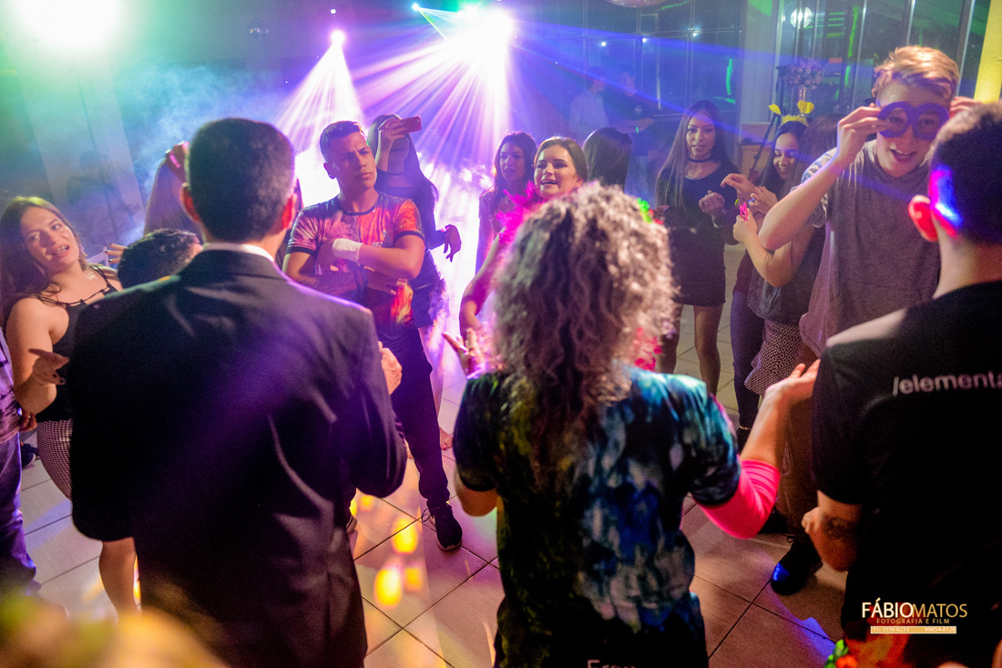 -15th-15anos-festa-makingof-15-years-ivoti-vestido-debutante-festade15anos-rs
-fábiomatos-fotografia-fotógrafo-estânciavelha-salãodebeleza 