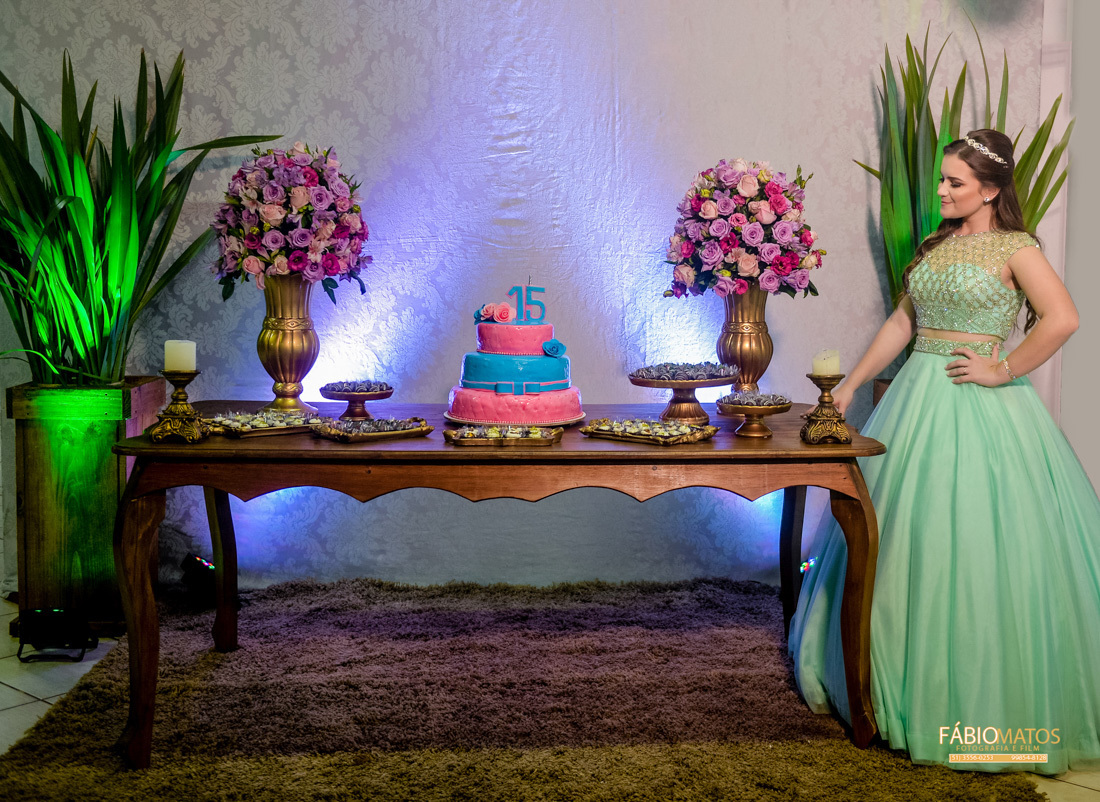 -15th-15anos-festa-makingof-15-years-ivoti-vestido-debutante-festade15anos-rs
-fábiomatos-fotografia-fotógrafo-estânciavelha-salãodebeleza 