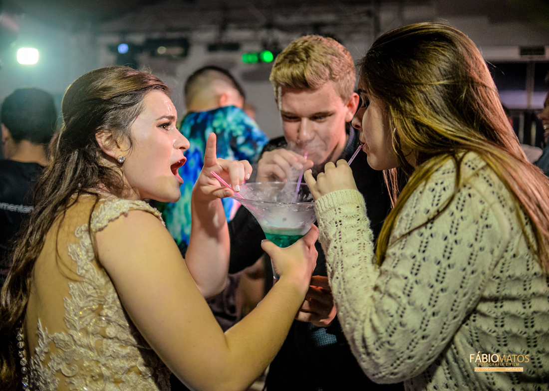 -15th-15anos-festa-makingof-15-years-ivoti-vestido-debutante-festade15anos-rs
-fábiomatos-fotografia-fotógrafo-estânciavelha-salãodebeleza 