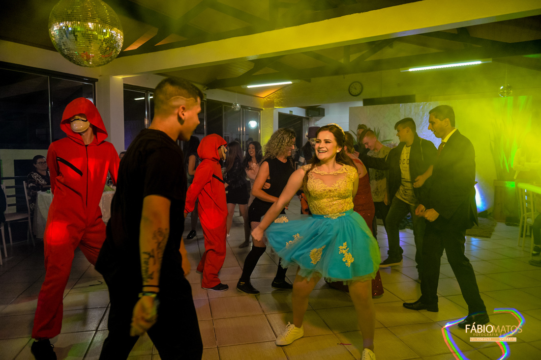 -15th-15anos-festa-makingof-15-years-ivoti-vestido-debutante-festade15anos-rs
-fábiomatos-fotografia-fotógrafo-estânciavelha-salãodebeleza 