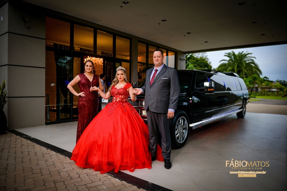 15anos-15th-debutante-festa-festa15anos-limousne-fábio-matos-fabiomatos-vestido-15th-fotografia-fotógrafo-evento-festa-sonho