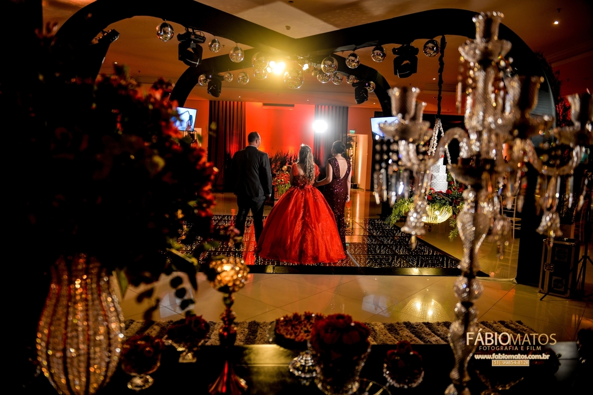 15anos-15th-debutante-festa-festa15anos-limousne-fábio-matos-fabiomatos-vestido-15th-fotografia-fotógrafo-evento-festa-sonho