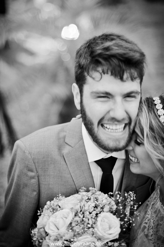 fotografia do casamento de dia para o casamento diy no fim da tarde na Ilha da Gigoia na Barra da Tijuca RJ com fotojornalismo de casamento
