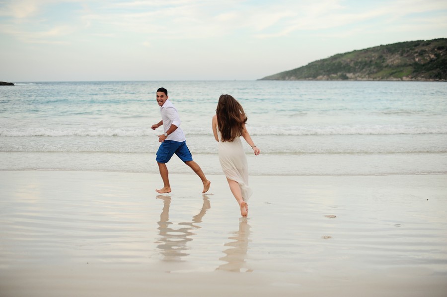 Ensaio de casal em Arraial do Cabo RJ por Angely Ráana fotografias
