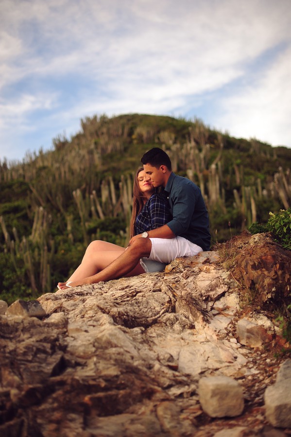 Ensaio de casal no pontal do Atalaia em Arraial do Cabo RJ por Angely Ráana fotografias