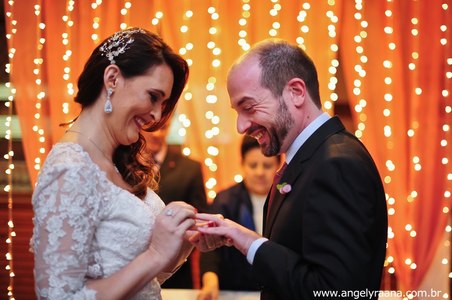 troca de alianças do mini wedding no restaurante nanquim