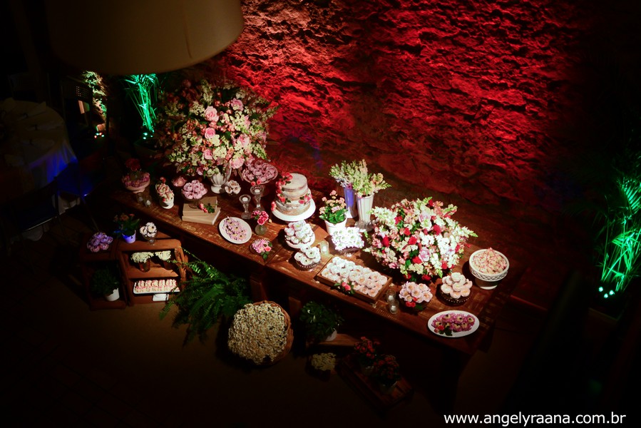 decoração de Bia Brandão no mini wedding realizado no restaurante nanquim