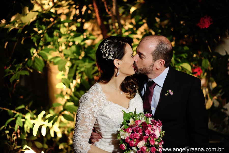 noivos no mini wedding realizado no restaurante nanquin