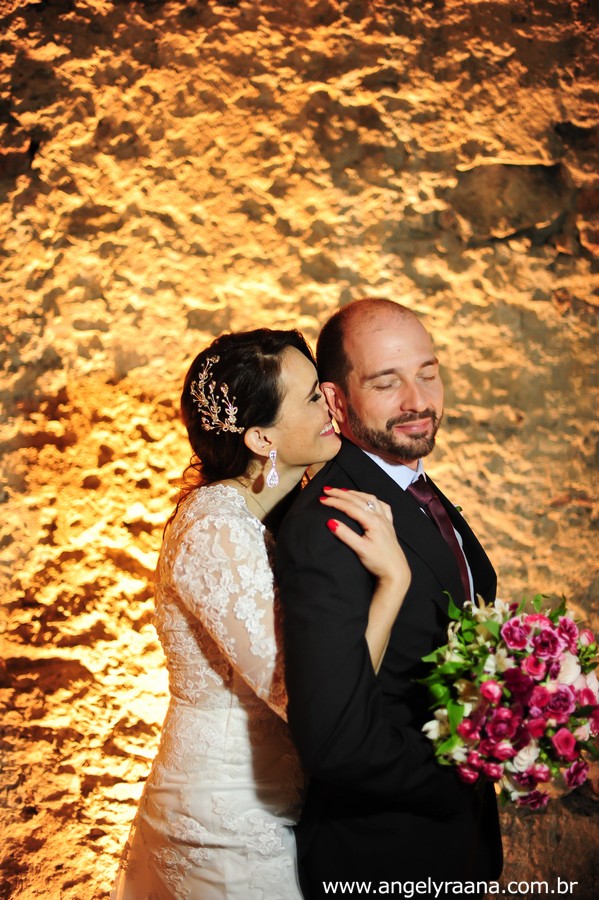 noivos no mini wedding realizado no restaurante nanquin