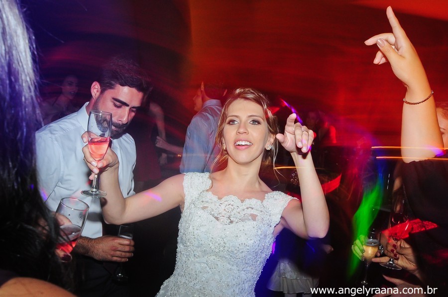 Pista de dança de casamento no espaço multiplo IF Niterói 