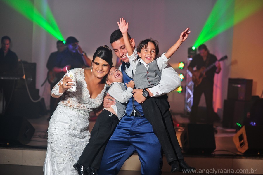 Pista de dança de casamento no Salão Ares - Abrigo do Marinheiro na ilha das flores em São Gonçalo