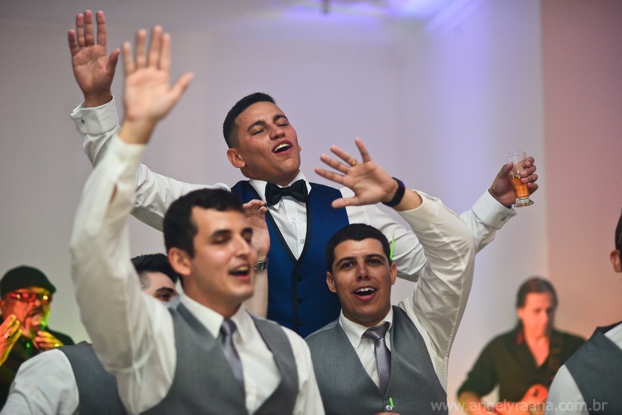 Pista de dança de casamento no Salão Ares - Abrigo do Marinheiro na ilha das flores em São Gonçalo