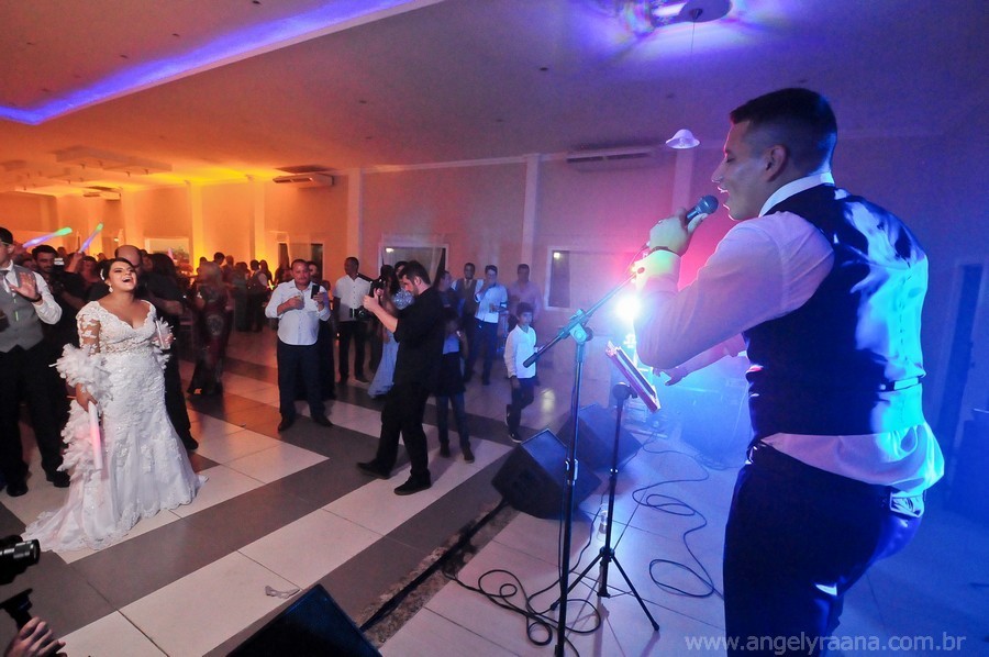 Pista de dança de casamento no Salão Ares - Abrigo do Marinheiro na ilha das flores em São Gonçalo