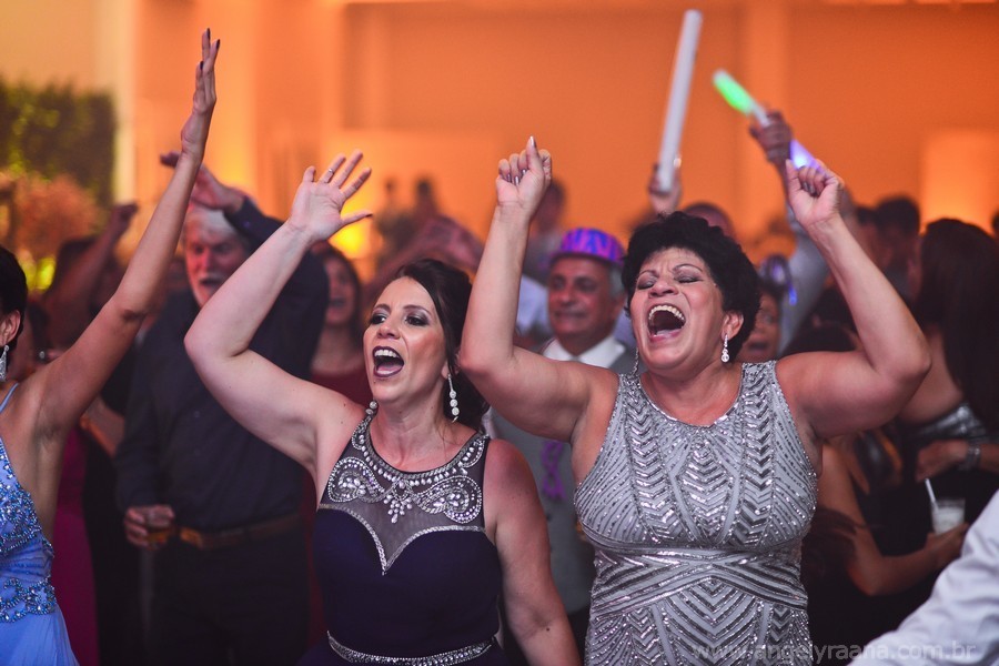 Pista de dança de casamento no Salão Ares - Abrigo do Marinheiro na ilha das flores em São Gonçalo
