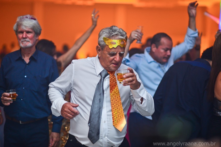 Pista de dança de casamento no Salão Ares - Abrigo do Marinheiro na ilha das flores em São Gonçalo