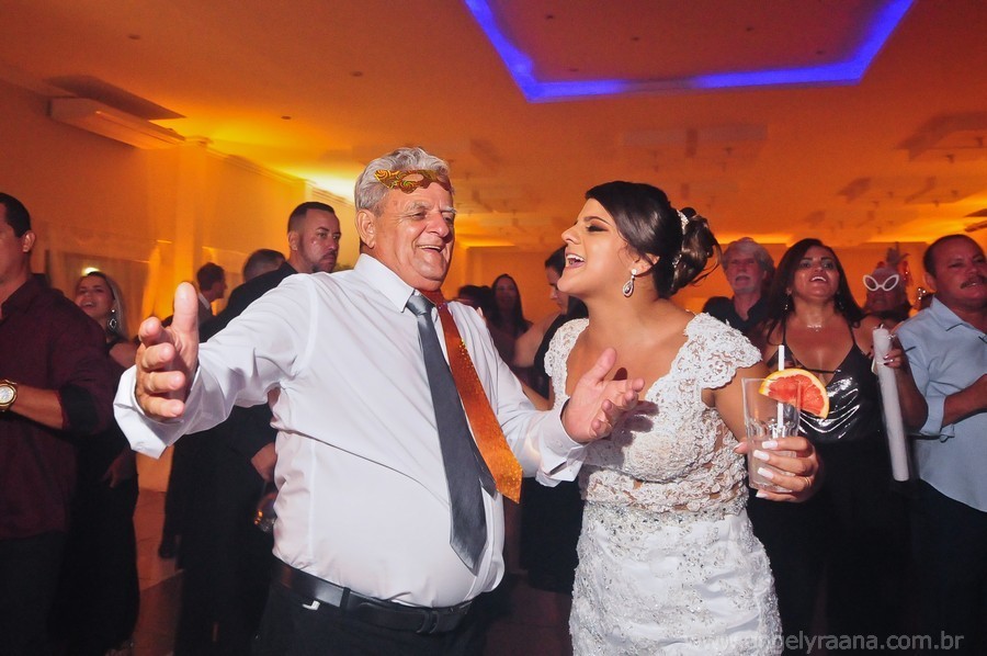 Pista de dança de casamento no Salão Ares - Abrigo do Marinheiro na ilha das flores em São Gonçalo