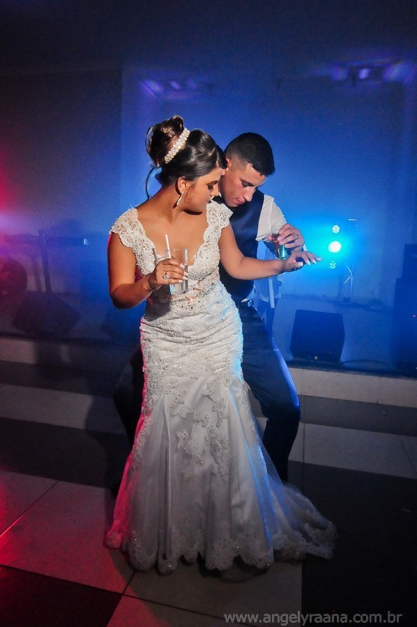 Pista de dança de casamento no Salão Ares - Abrigo do Marinheiro na ilha das flores em São Gonçalo