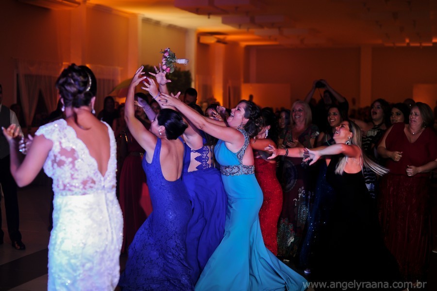 Pista de dança de casamento no Salão Ares - Abrigo do Marinheiro na ilha das flores em São Gonçalo