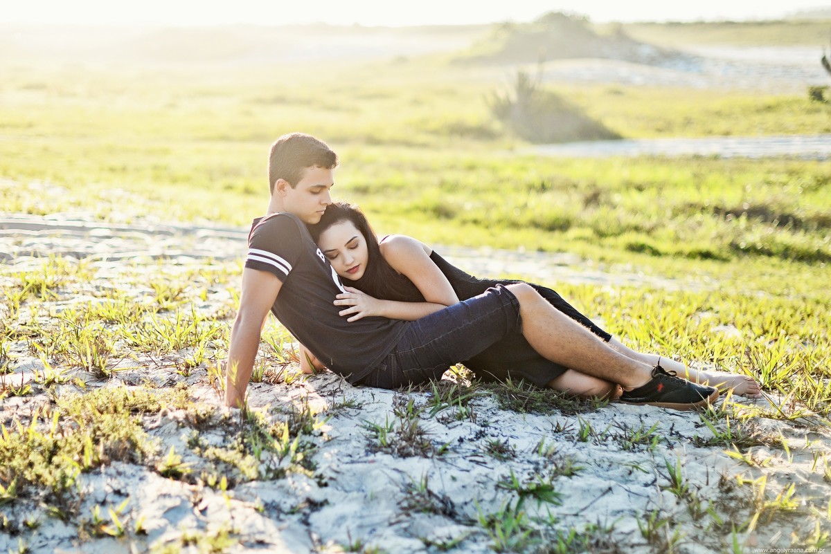 Pre wedding romance nas dunas de Maricá rj