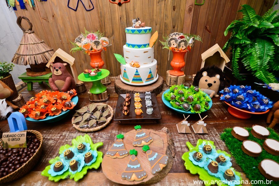 festa infantil realizado no Rio de Janeiro na cidade de Maricá, Sitio Itaocaia Valley  no tema acampamento na floresta 