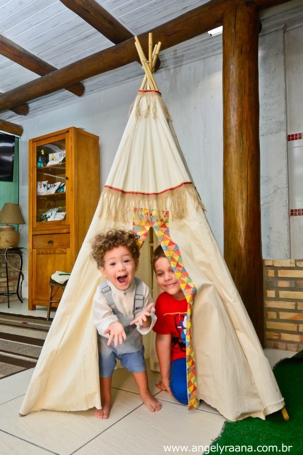 festa infantil realizado no Rio de Janeiro na cidade de Maricá, Sitio Itaocaia Valley  no tema acampamento na floresta 