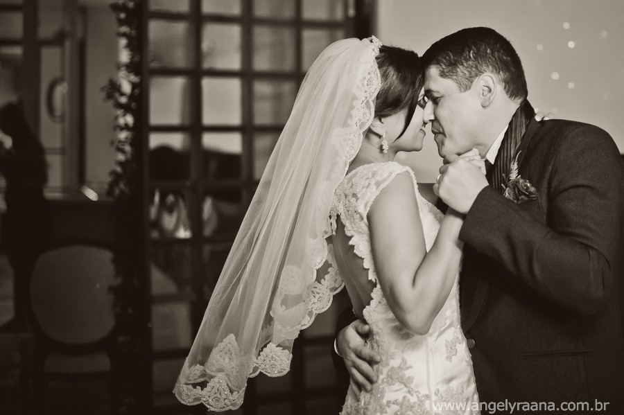 Vestido Noiva lindo, Mercure Orizzonte, Casório de dia, Casamento manhã, Igreja São Francisco, Casamento ao ar livre, Casamento Maricá, Ensaio de Noivos, Angely fotografa