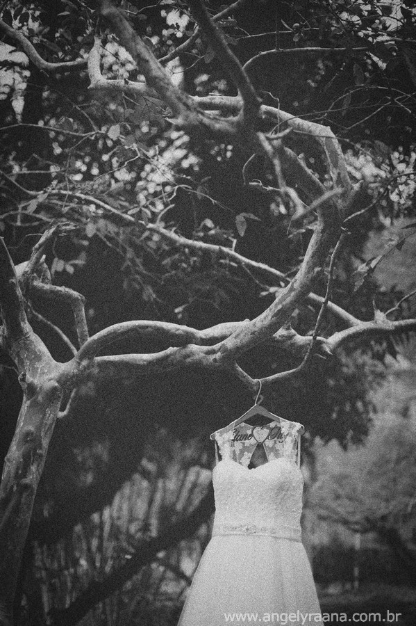 vestido de noiva, Casamento Sítio RJ, Casamento Sitio Niterói, Casório de dia, Casamento manhã, casa dos ipês itaipu, Pusada pedras brancas, fotografo casamento niteroi (1)