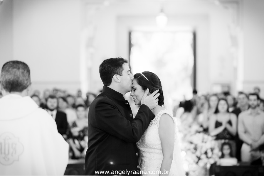vestido de noiva lindo, casamento rj, casamento maricá, sheraton hotel, casamento dos sonhos, melhor fotografa de casamento niterói, igreja são pedro, aberema 7, noiva carioca (1)