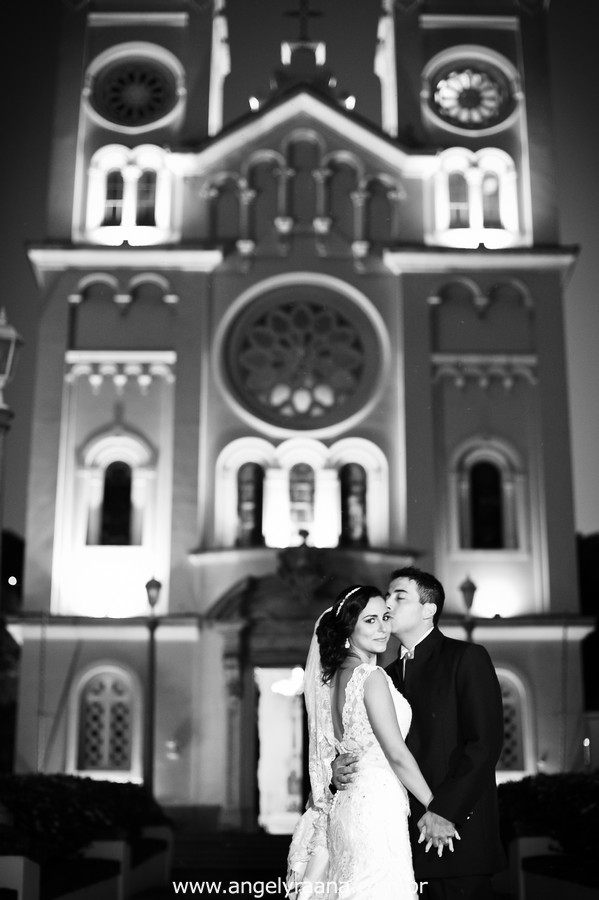 vestido de noiva lindo, casamento rj, casamento maricá, sheraton hotel, casamento dos sonhos, melhor fotografa de casamento niterói, igreja são pedro, aberema 7, noiva carioca (1)