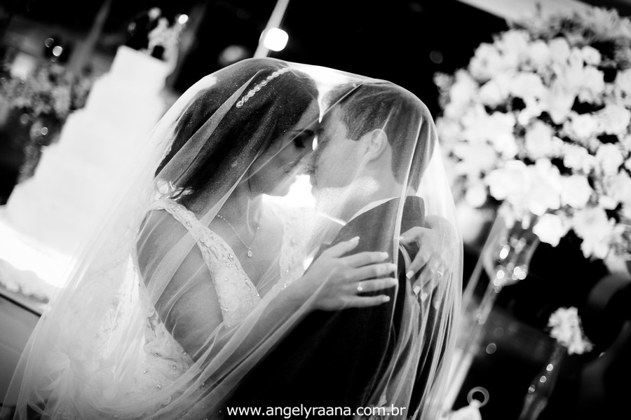 vestido de noiva lindo, casamento rj, casamento maricá, sheraton hotel, casamento dos sonhos, melhor fotografa de casamento niterói, igreja são pedro, aberema 7, noiva carioca (1)