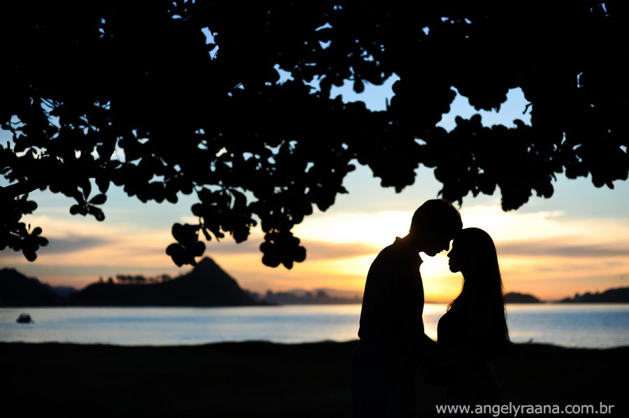 ensaio de noivos pre wedding estilo natural realizado na cidade de Niterói Rio de Janeiro