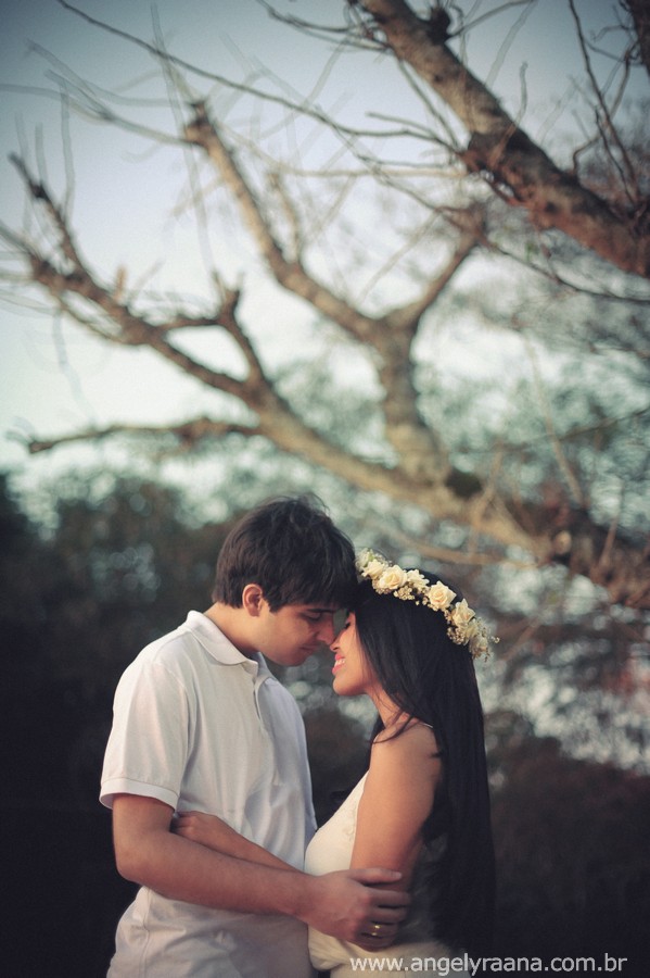 ensaio de noivos pre wedding estilo natural no parque da cidade realizado na cidade de Niterói Rio de Janeiro