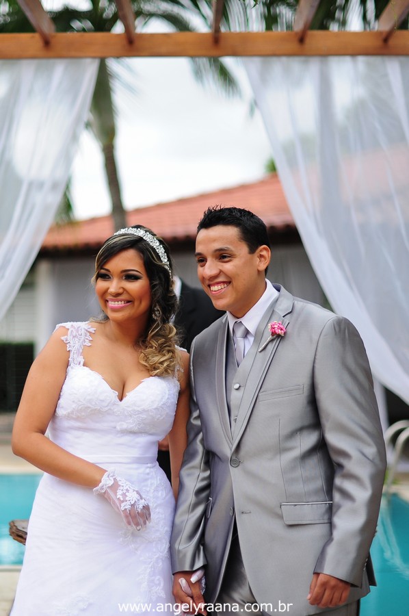 cerimônia de casamento realizado de dia no jardim do garden Vip São Gonçalo