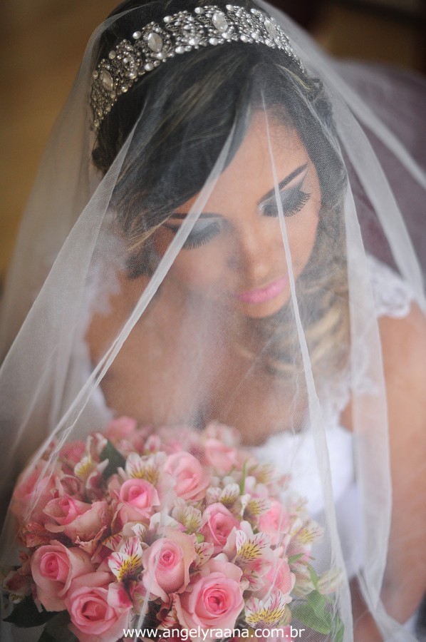 makking off da noiva do casamento de dia realizado no garden Vip São Gonçalo